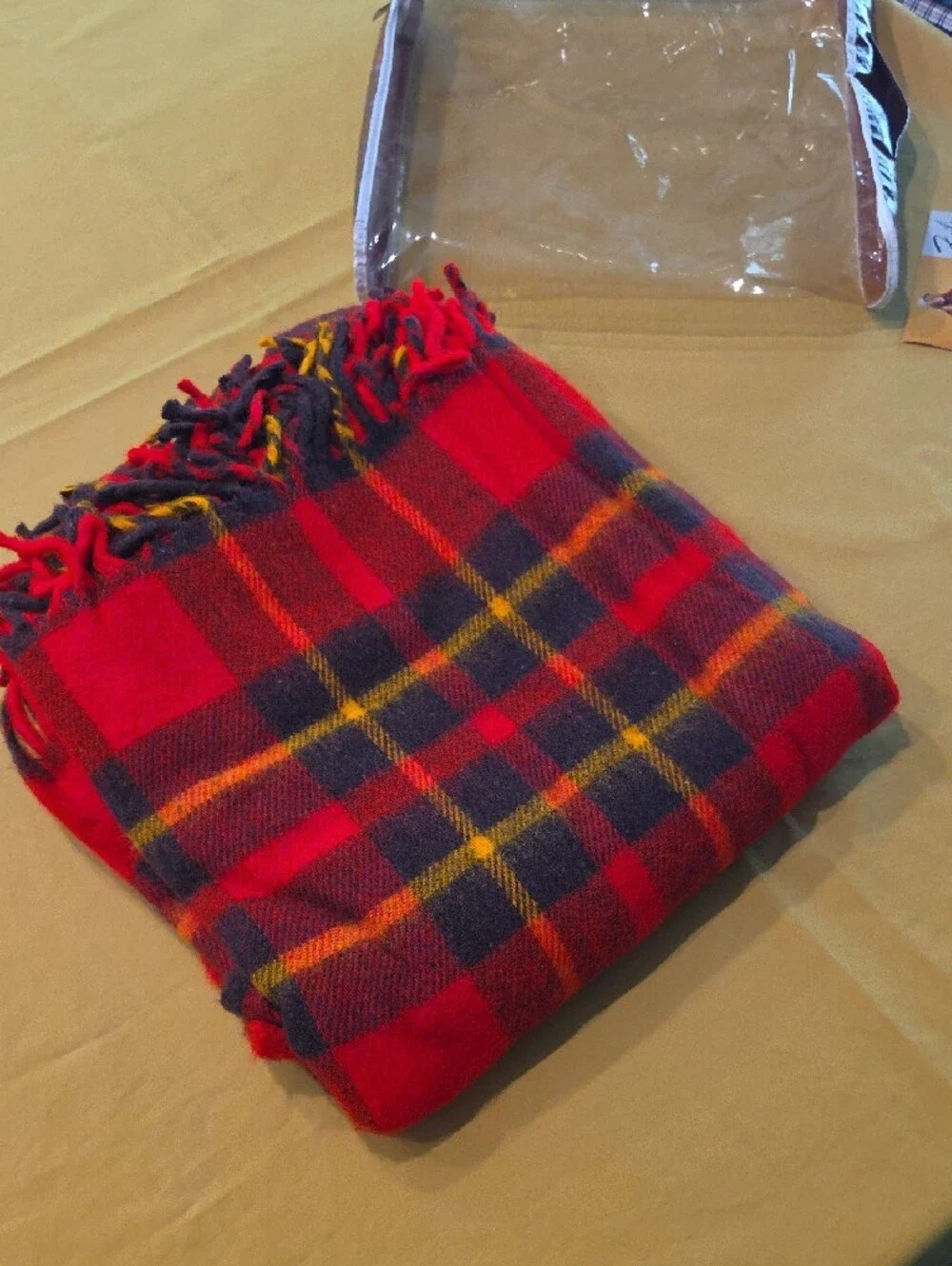 VTG Faribo Poncho Blanket Pak Red Plaid Stadium Throw Fringe New In Bag NOS